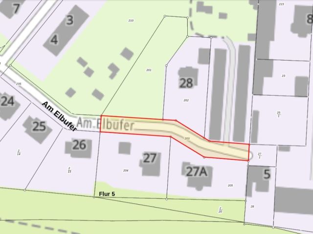 Lageskizze - Teil der Straße ´Am Elbufer´ vor Wohnhäusern und einem Garagenkomplex in Lutherstadt Wittenberg