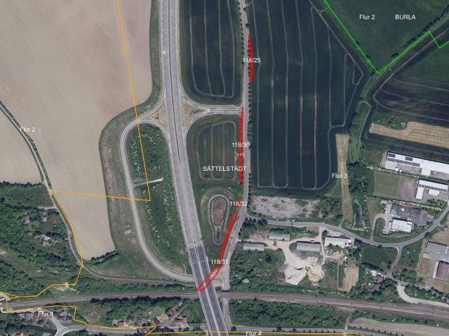 Lageskizze mit Luftbildunterlegung - 4 Grundstücke (u. a. Straßen- und Straßenrandbegleitflächen) **teilweise vertragslose Nutzung**