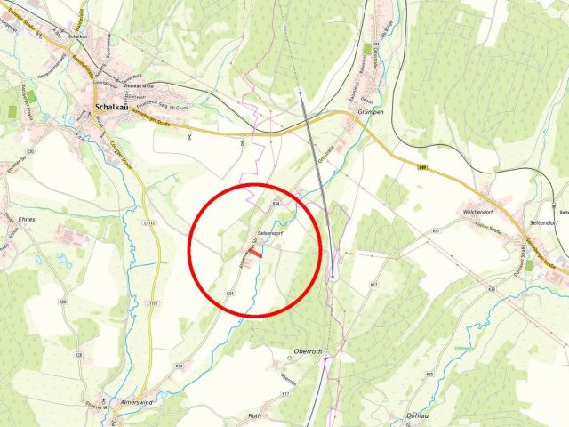 Lageskizze mit Umgebung - 1/4 Miteigentumsanteil an einem Grundstücksstreifen gegenüber von Wohnbebauung